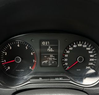 Volkswagen Polo 2011 Muy cuidado Pegatina C