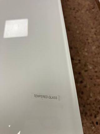 Mesa extensible cristal templado