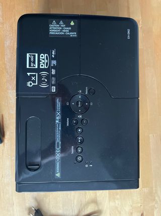 Proyector Epson  EH-DM2 con DVD y Mando