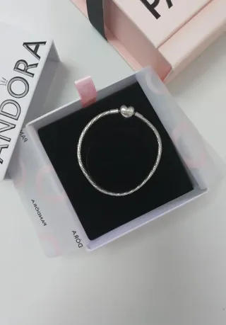 Pulsera Pandora Talla 18 cm.Corazón