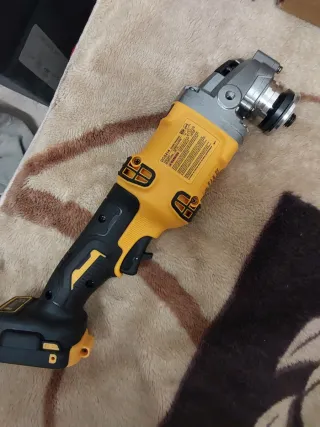 Amoladora Inalámbrica 20V Brushless