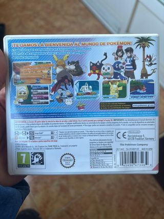 Pokémon Luna 3DS (Caja y Manuales)