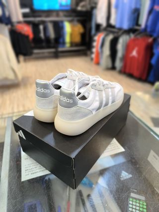 Zapatillas Adidas Mujer Barreda Decode Talla 41