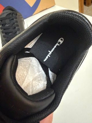 Zapatillas Champion Negras y Blancas