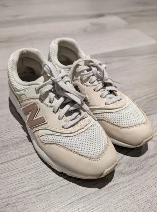Bambas New Balance Beig