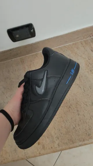 Nike Air Force 1 nere, taglia 40