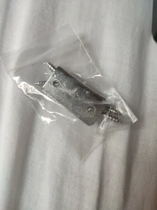 Cierre pulsador negro CAMPER