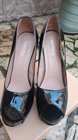 Scarpe tacco 15 nere lucide n.40