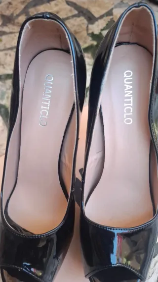 Scarpe tacco 15 nere lucide n.40