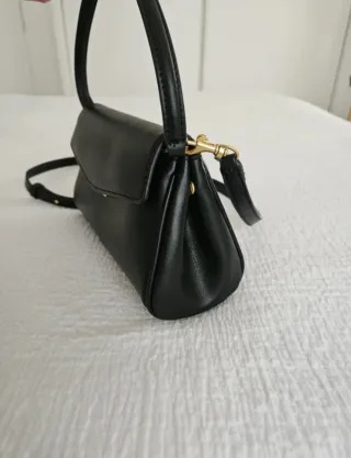 Bolso negro Zara solapa pequeño