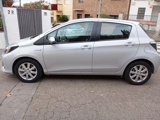 Toyota Yaris 2012