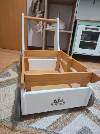 Carrito de madera infantil