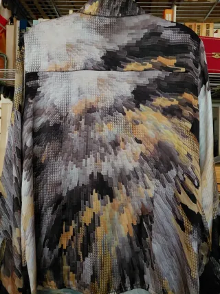 Blusa poliéster estampado geométrico talla 48