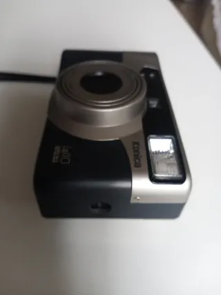 Cámara Konica Z-up 110 VP Zoom Lens