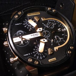 Reloj Diesel Mr Daddy 2.0, dorado