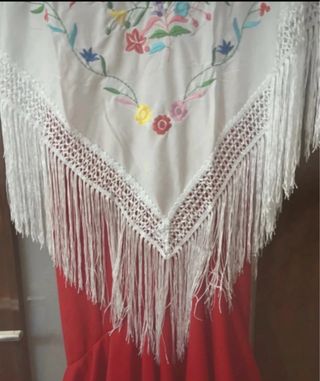 Manton Flamenco Turquesa con Flores Rojas