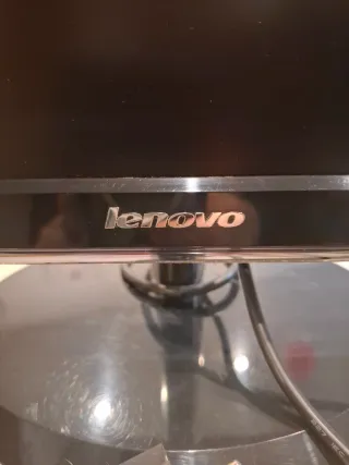 Monitor Lenovo Negro