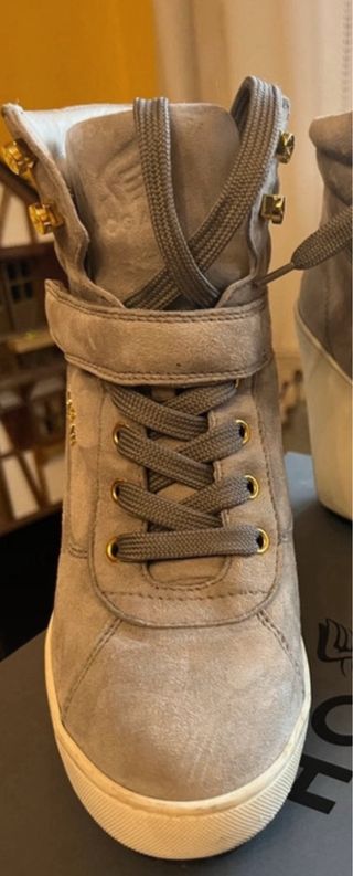 Botines Hogan piel grises y blancos nuevos