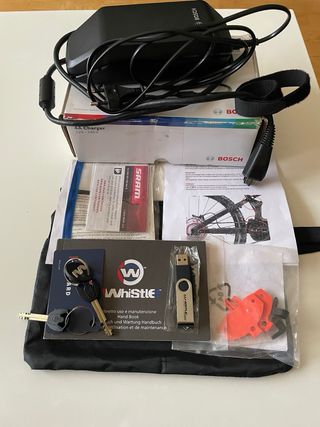 Ebike Whistle B Rush Carbono