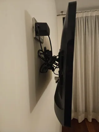 Smart TV LG 24' Negra