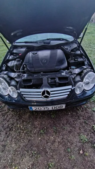 Mercedes-Benz Clase C 2005