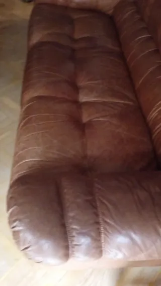 Sofá de piel marrón 3 plazas y dos individuales