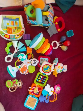 Giochi per bambini assortiti età 6/12 mesi