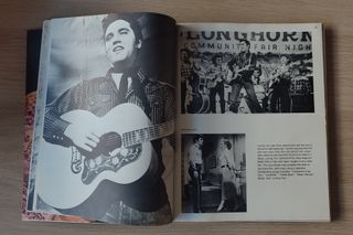 Elvis in Hollywood (livro em inglês; 1975)