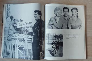 Elvis in Hollywood (livro em inglês; 1975)