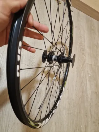 Rueda de Bicicleta 27.5 P19