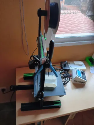Impresora 3D Creality Ender 3 con extras