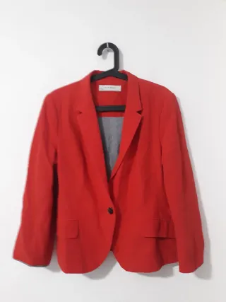 Blazer Rojo Zara