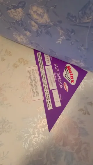 Base tapizada y colchón 90cm