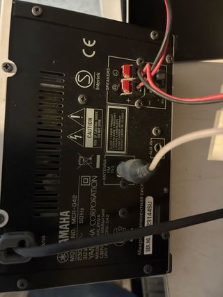 Minicadena Yamaha MCR-042 Blanca