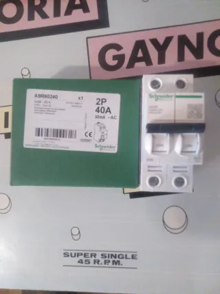 Interruptor Diferencial Schneider 2P 40A 30mA