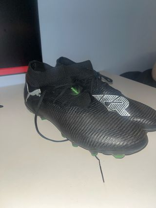 Botas de fútbol Puma Future Negras y Verdes