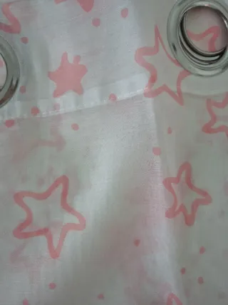 Cortinas infantiles con estrellas rosas