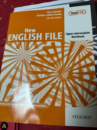 New English File Upper-Intermediate. Student's ...