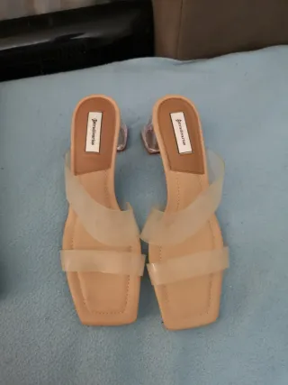 Sandalias Stradivarius Beige Transparentes