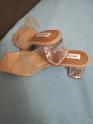 Sandalias Stradivarius Beige Transparentes