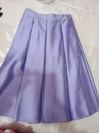 Vestidos y falda mujer,6 € la unidad
