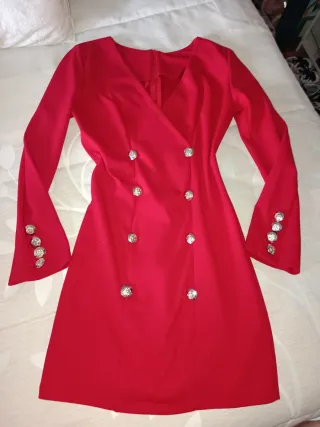 Vestidos y falda mujer,6 € la unidad