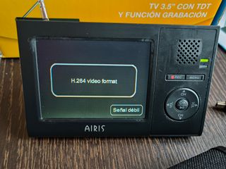 Mini TV Airis 3.5 TDT Portátil