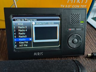 Mini TV Airis 3.5 TDT Portátil