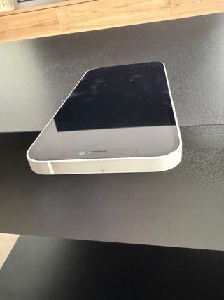 iPhone 12 128GB Blanco con accesorios