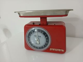 Bilancia da cucina Stube vintage rossa