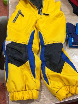 Conjunto Ropa Nieve Infantil talla 4/5 años