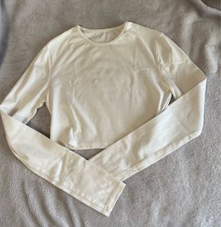 Camiseta blanca manga larga crop top