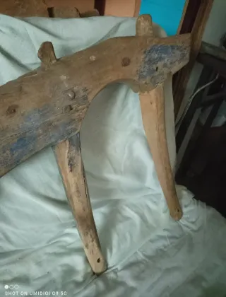 Yugo antiguo de madera