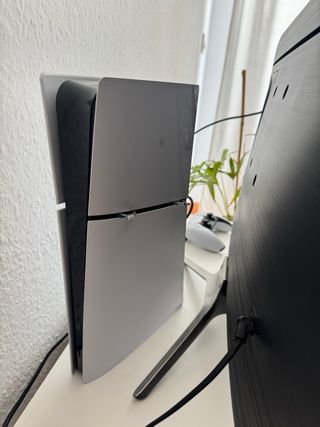 PS5 Slim Digital + Mando Dual Sense